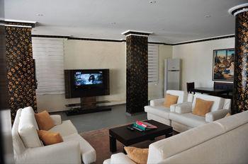 Europa Beach Hotel 3*