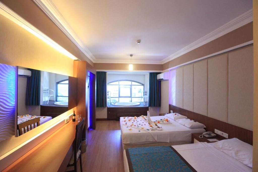 Tac Premier & Resort 4*
