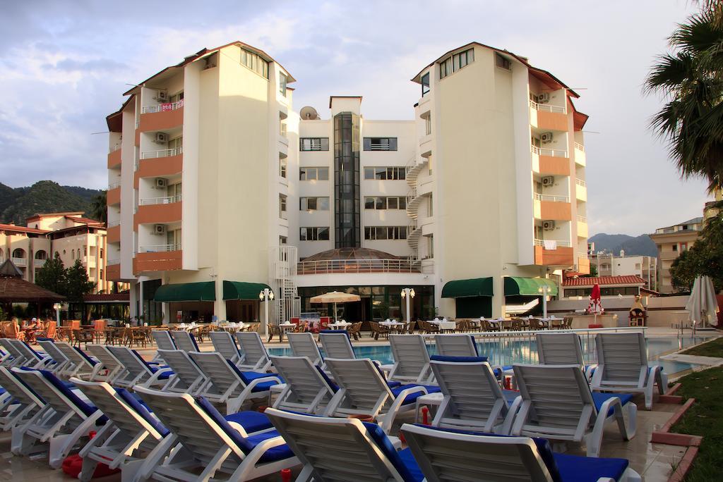 (adults Only) 4*