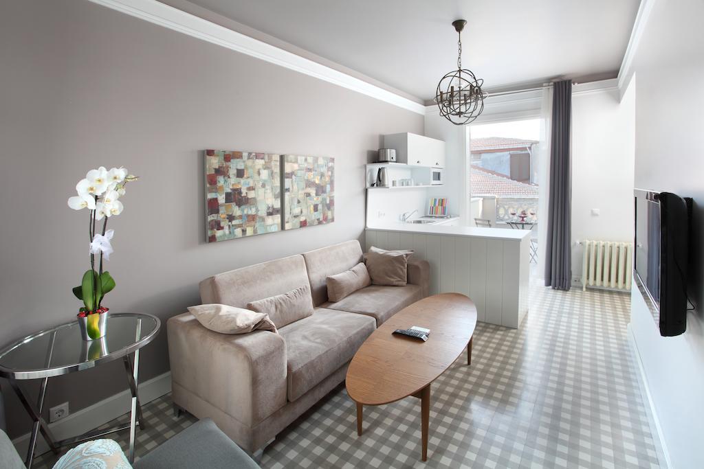 Apartment Ada Homes *