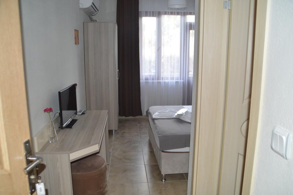 Hotel Hugo 3*