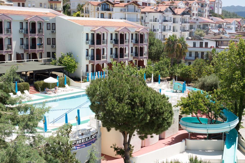 Hotel Club Phellos 3*