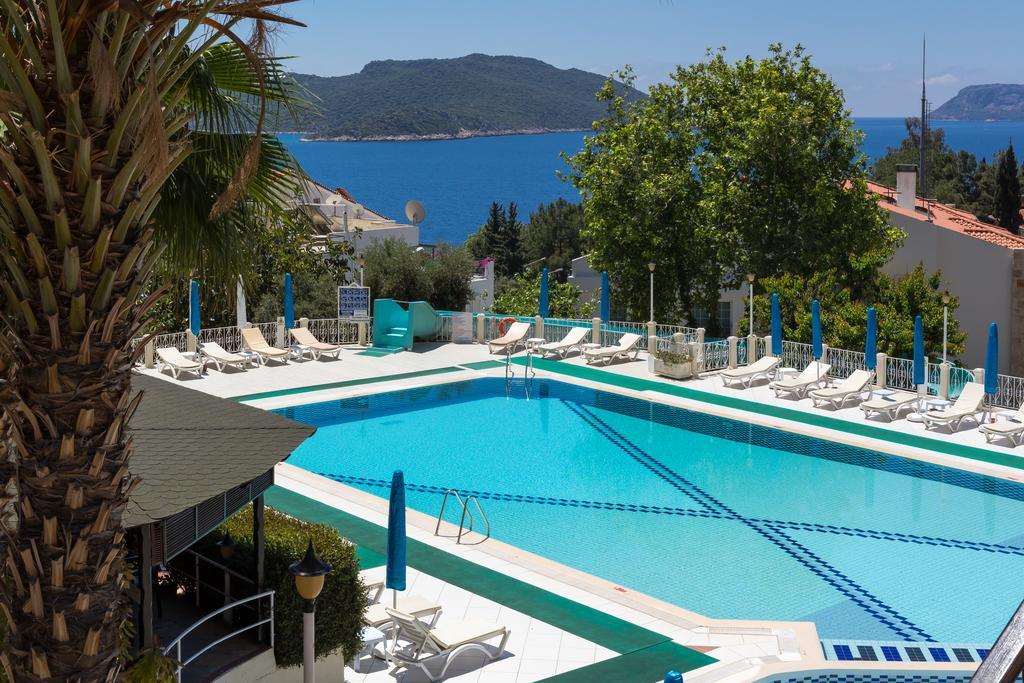 Hotel Club Phellos 3*
