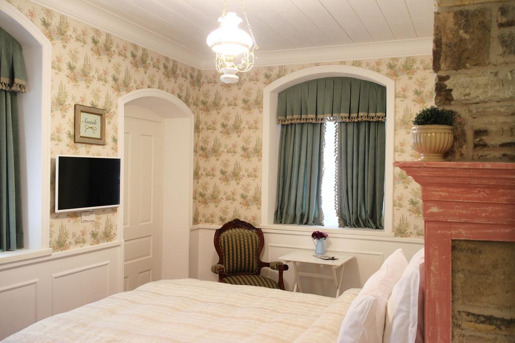 Hotel Lola 38