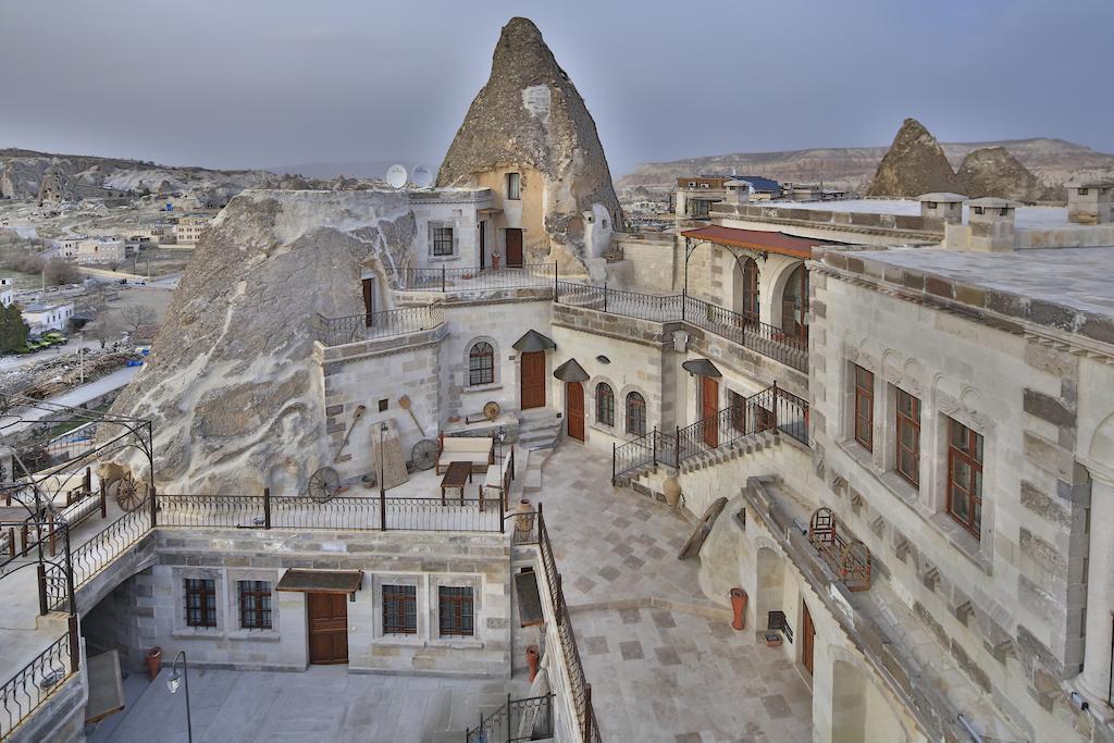 Hotel Harman Cave