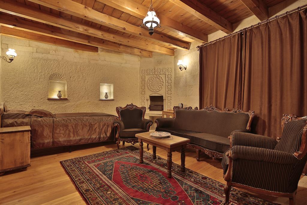 Hotel Harman Cave 2*