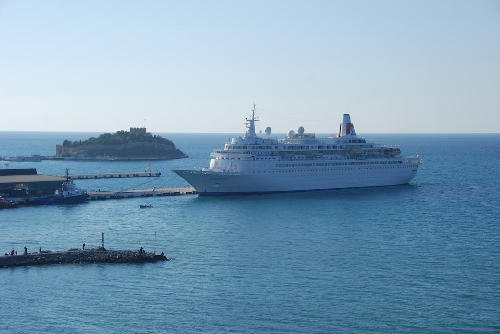 Derici Kusadasi