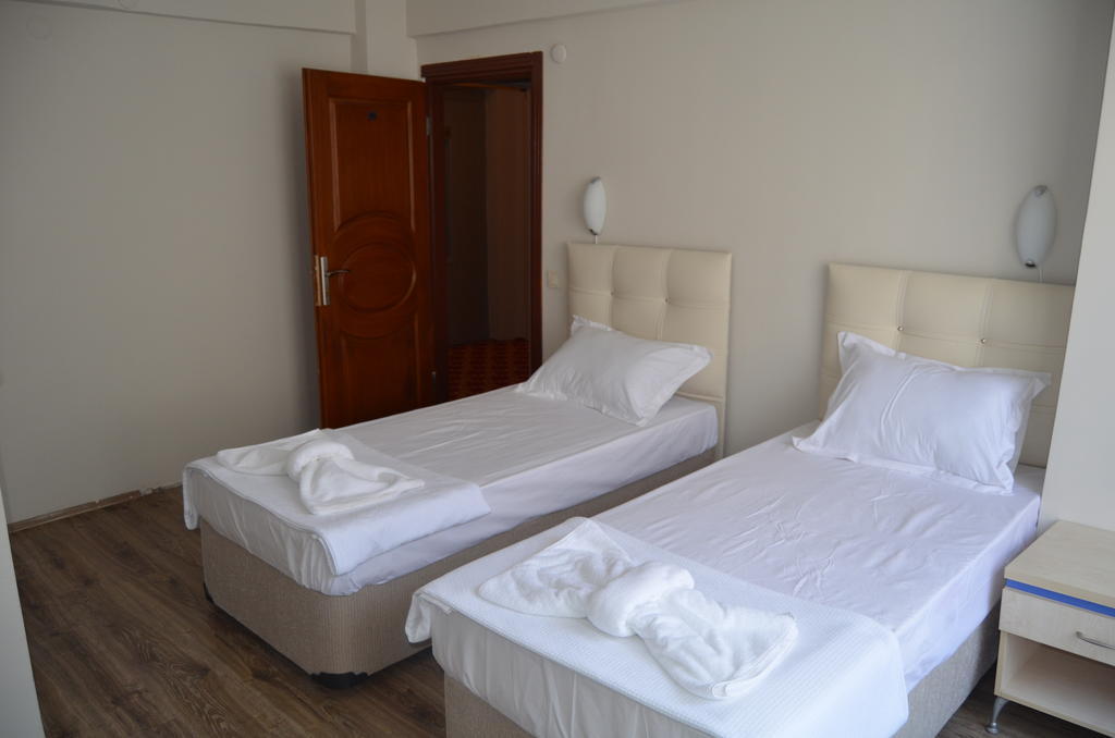 Hotel Hilton Garden Atatuerk Airport 4*