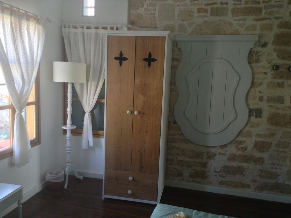 Hotel Eski Tas Cesme