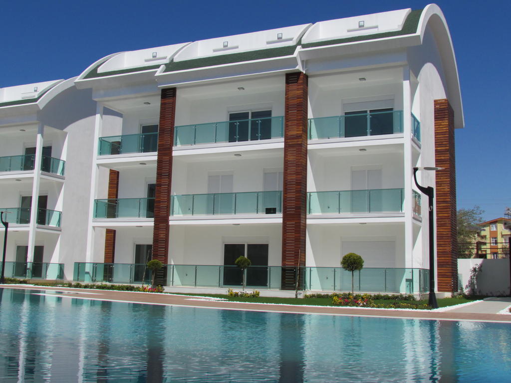 Gardenia Side