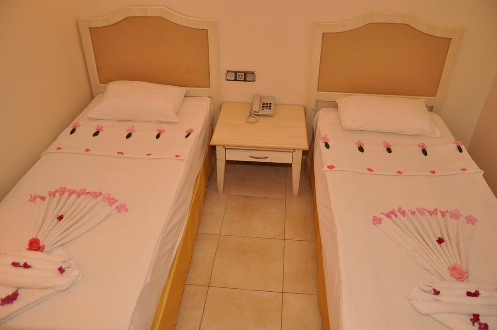 Aparthotel Club Dena