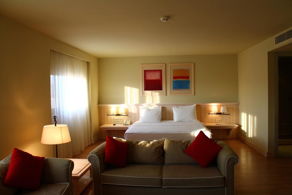 Hotel Yacht Club 5*