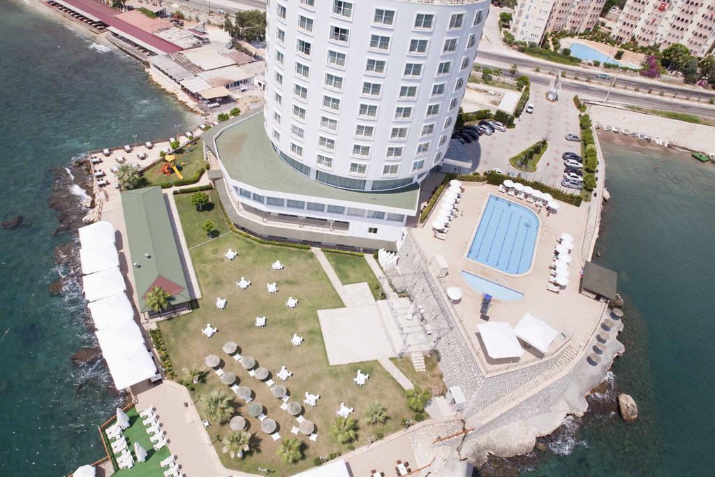 Hotel Lamos & Convention Center 5*