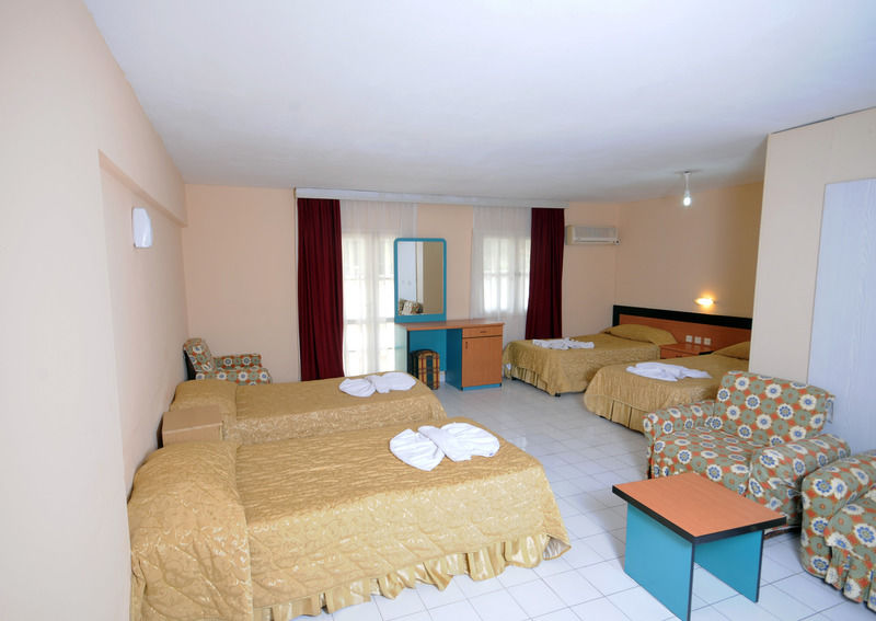 Aparthotel Grand Soel 3*