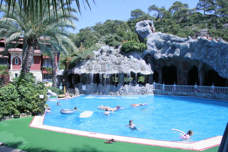 Hotel Grand Aquarium Icmeler