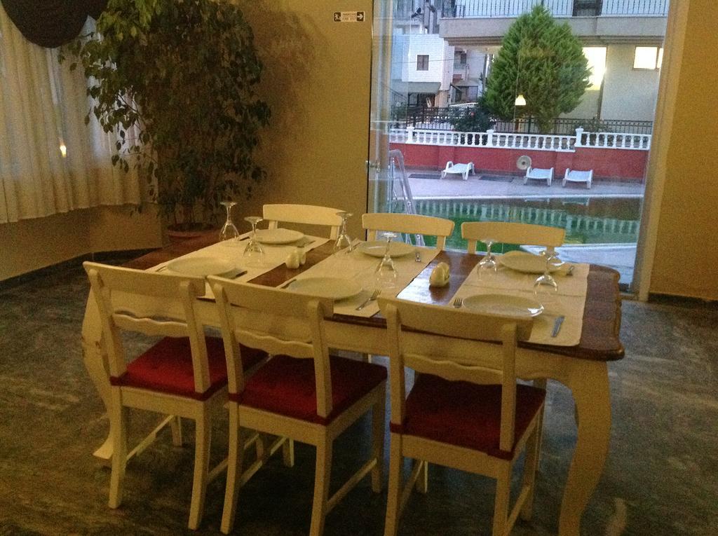 Hotel Mood 3*