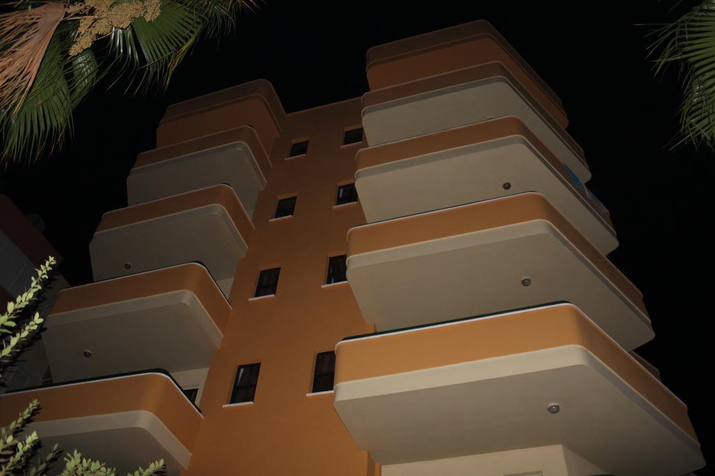 Hotel Gold Twins Family 3*
