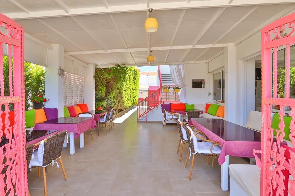 Bed & Breakfast Kiraz Butik Alacati