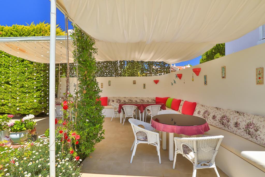 Bed & Breakfast Kiraz Butik Alacati