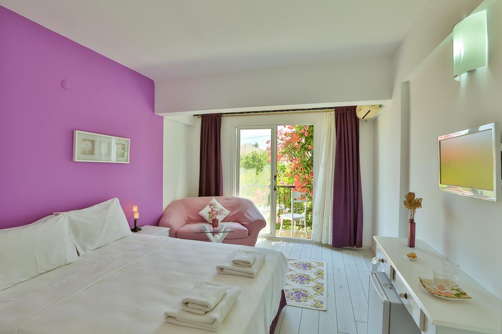 Bed & Breakfast Kiraz Butik Alacati