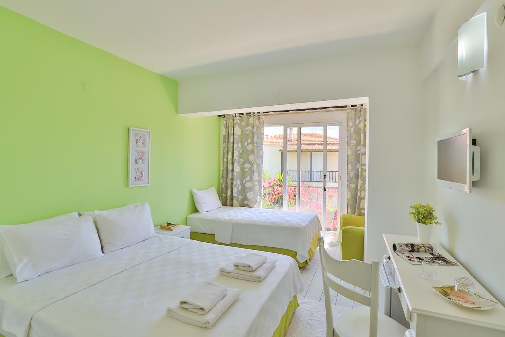 Bed & Breakfast Kiraz Butik Alacati