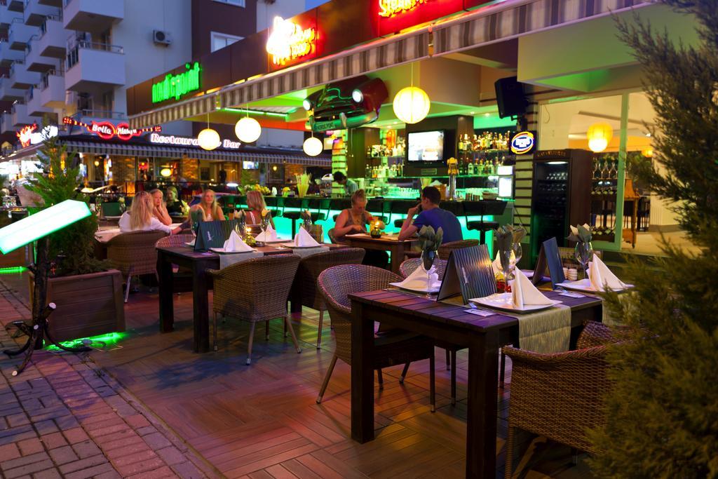 Aparthotel Royalisa 3*