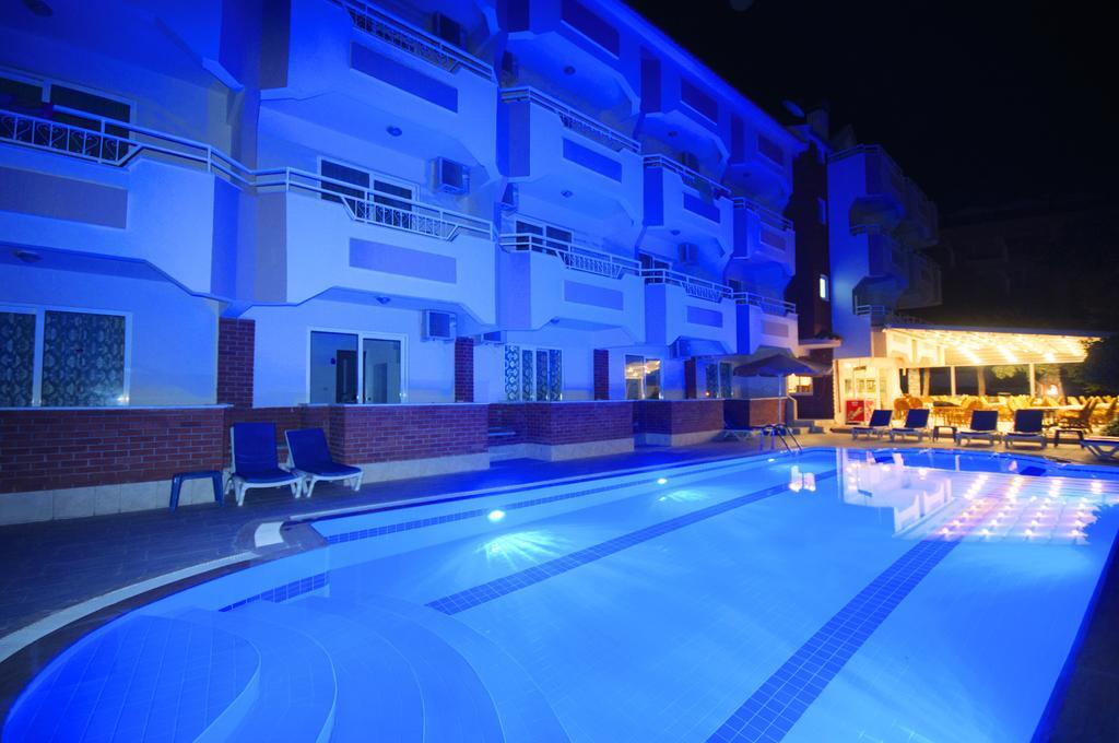Aparthotel Sen 2*