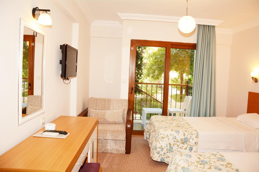 Hotel Perdikia Hill And 4*