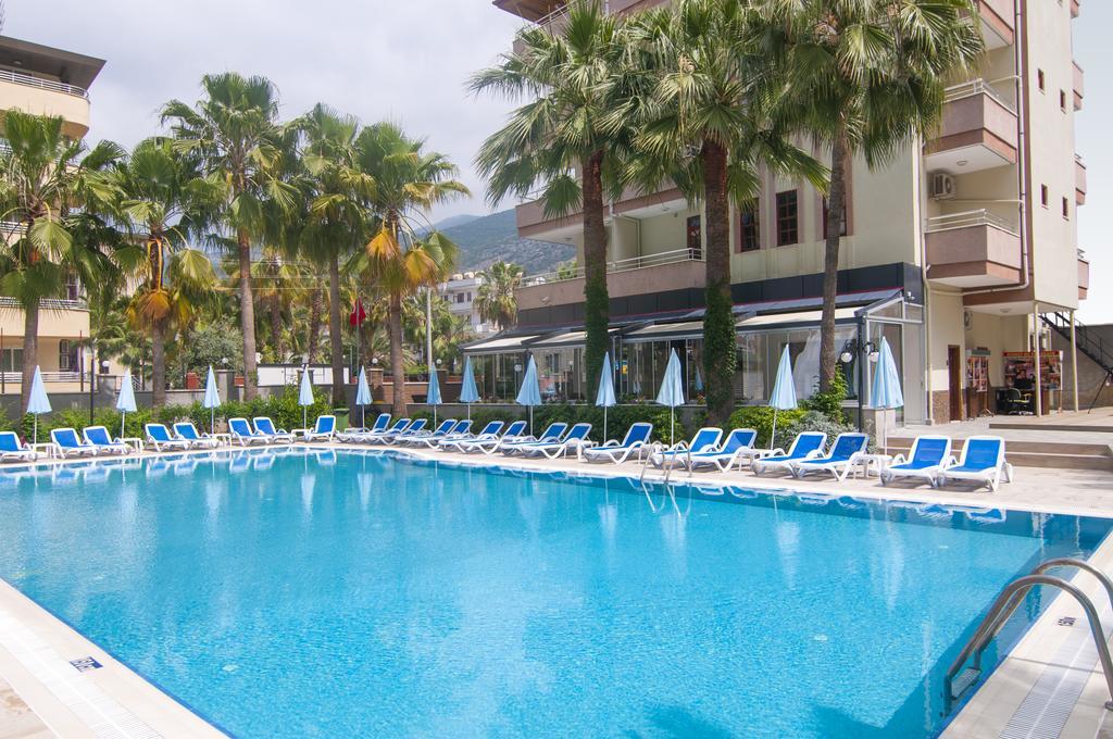 Aparthotel Margarita 3*