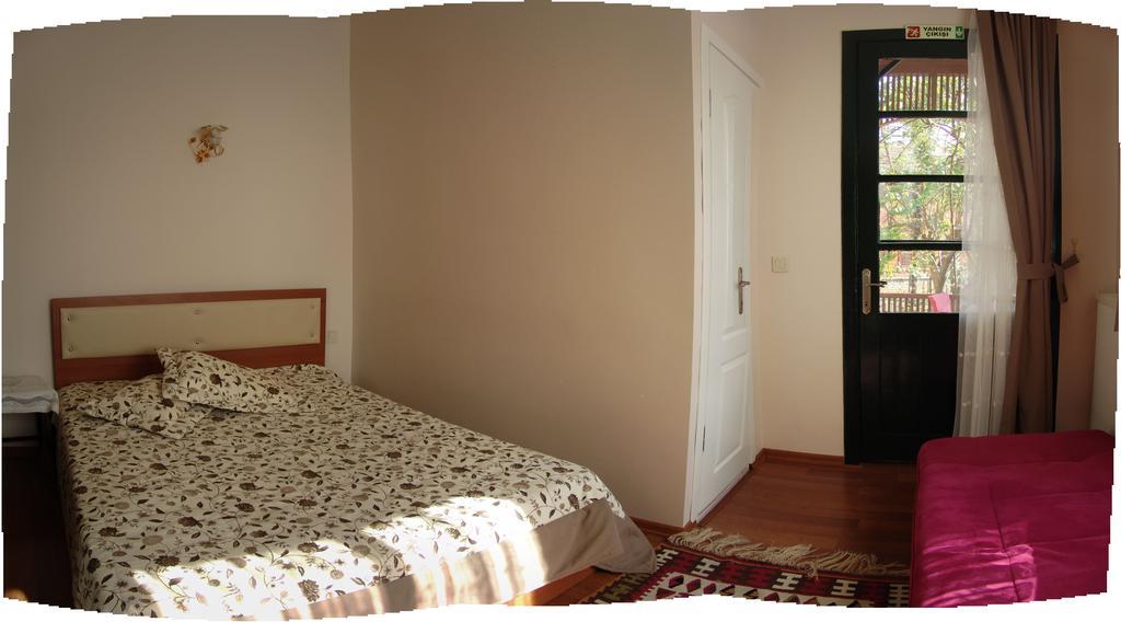 Orhan Kutbayin Evi Adalar