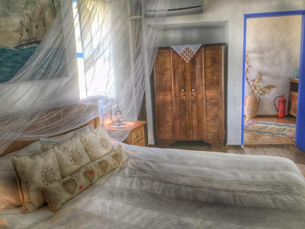 Guest house Dimitri Ada Evi & Restaurant *