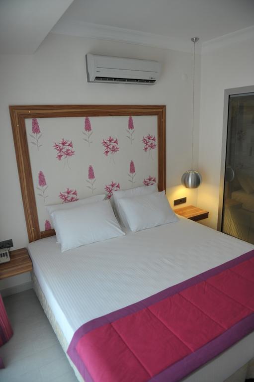 Mert Seaside (adults Only)