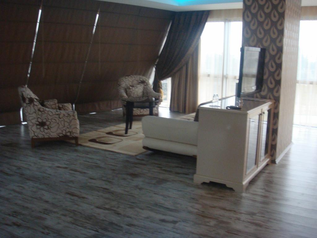 Hotel Golden 4*
