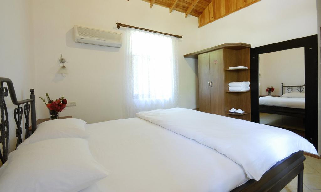Hotel Oleander Side