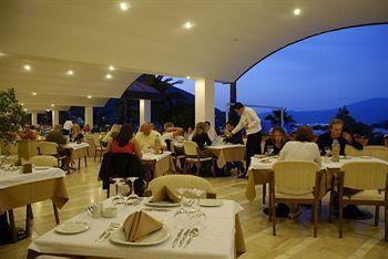 Hotel Club Munamar