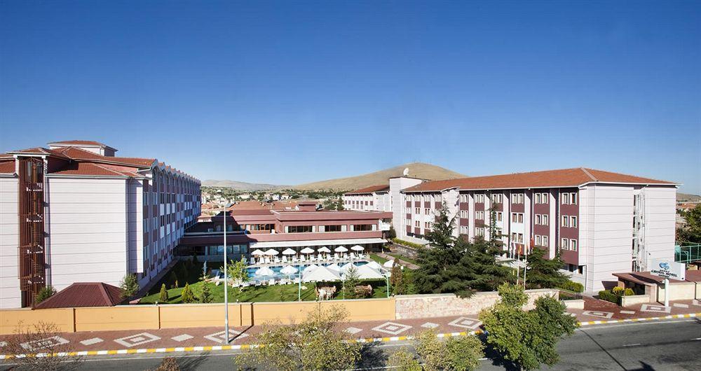 Hotel Crystal &