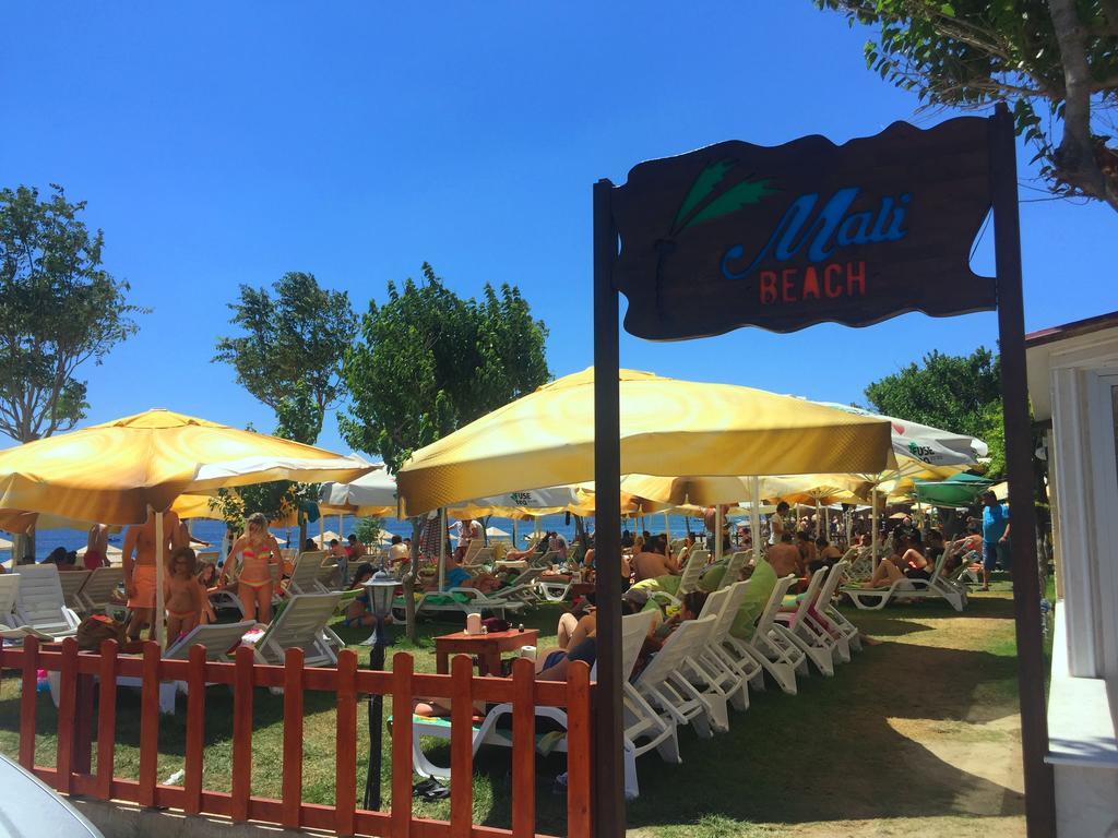 Mali Beach