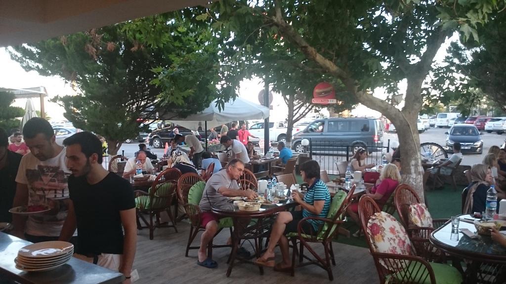 Aparthotel Zafer *
