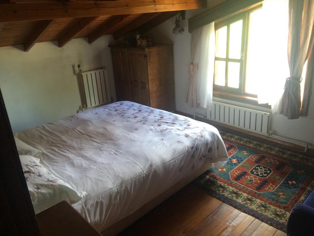 Hotel Neva Kindira