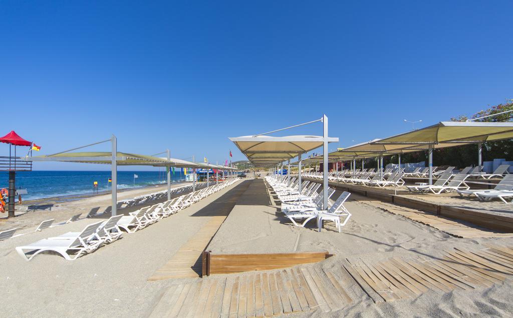 Beach Club Doganay Konakli