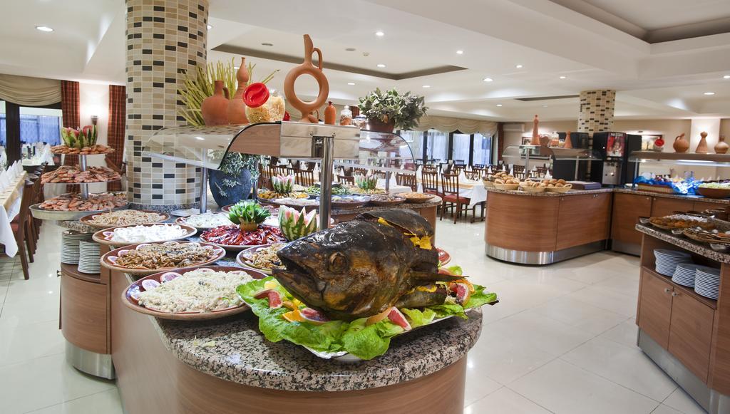 Hotel Crystal &