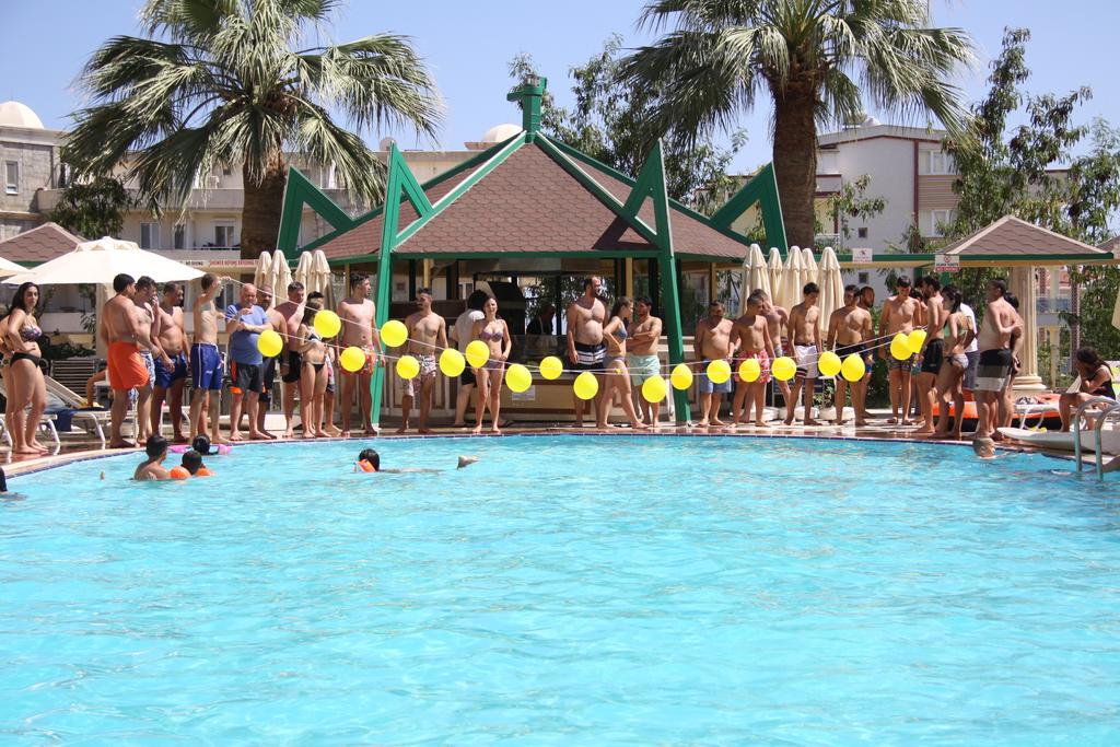 Esra And Family Didim