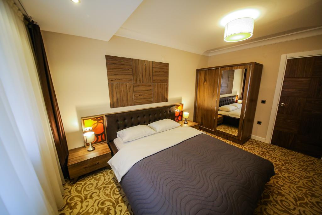 Hotel My