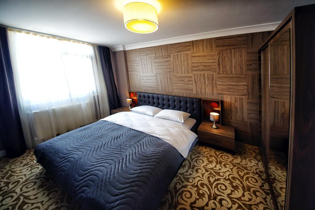 Hotel My
