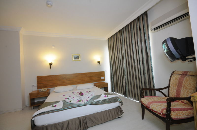 Mert Seaside (adults Only)