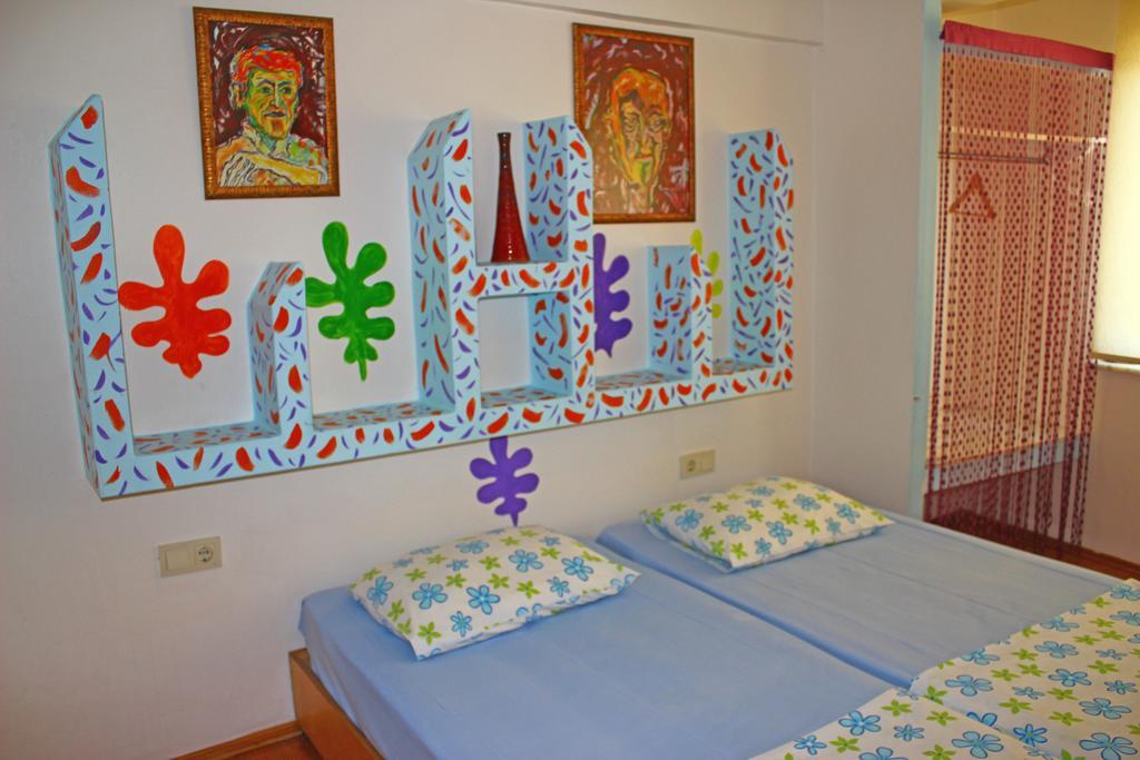 Hotel Risus *