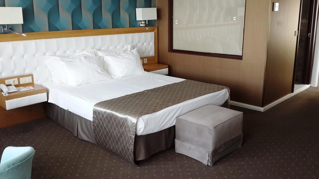Hotel Akol 4*