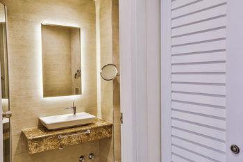 Hotel Livia 3*
