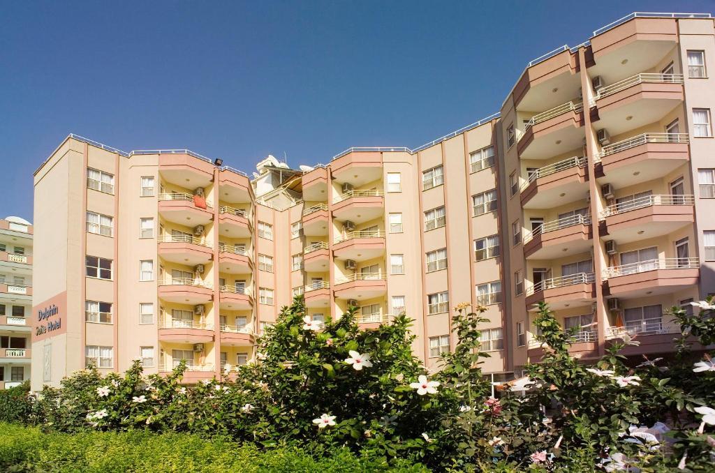 Aparthotel Dolphin Family Hotel