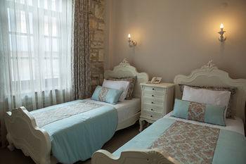 Hotel La Petra - Special Class Yenifoca